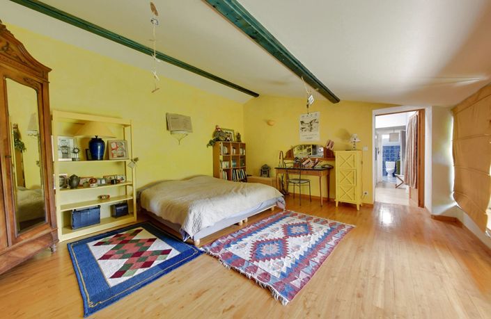 Image No.14-7 Bed House for sale