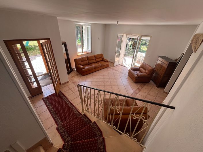 Image No.21-7 Bed House for sale