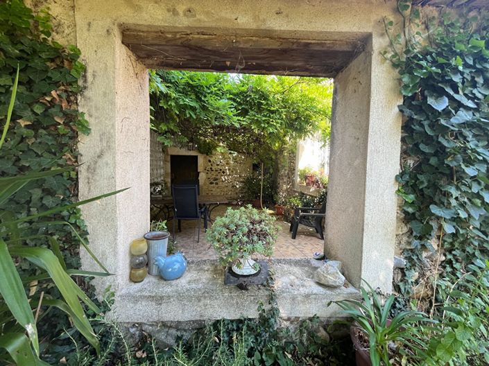 Image No.25-7 Bed House for sale