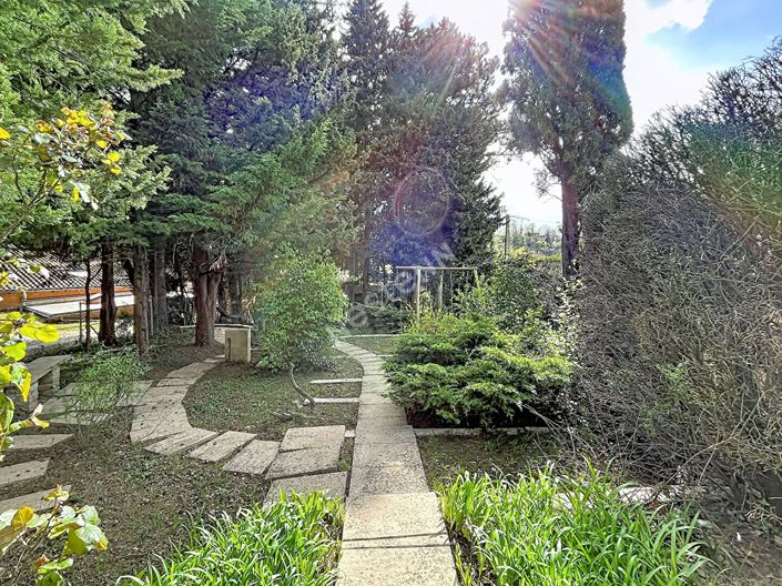 Image No.17-4 Bed House for sale