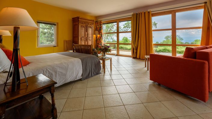 Image No.17-5 Bed House for sale