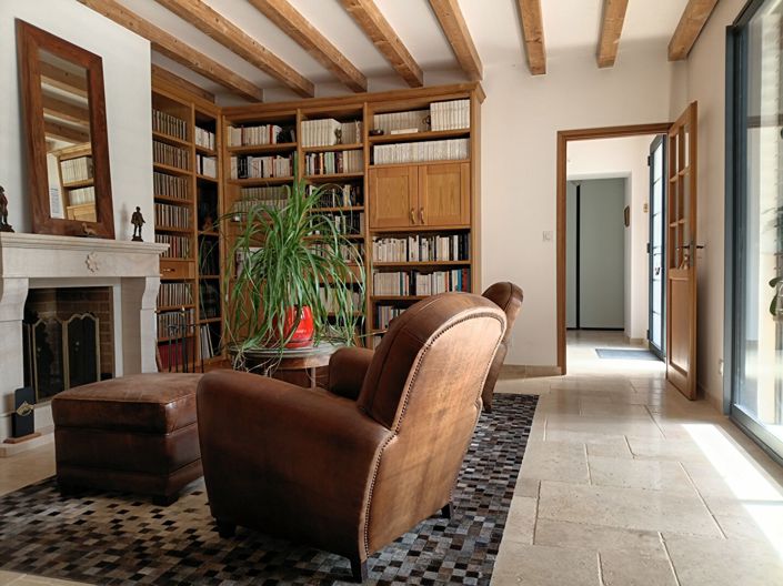 Image No.11-5 Bed House for sale
