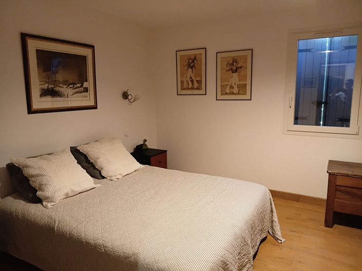 Image No.16-5 Bed House for sale