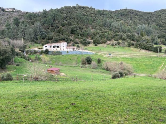 Image No.4-5 Bed House for sale