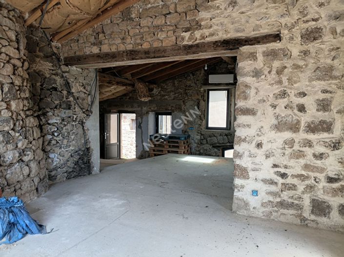 Image No.11-3 Bed House for sale