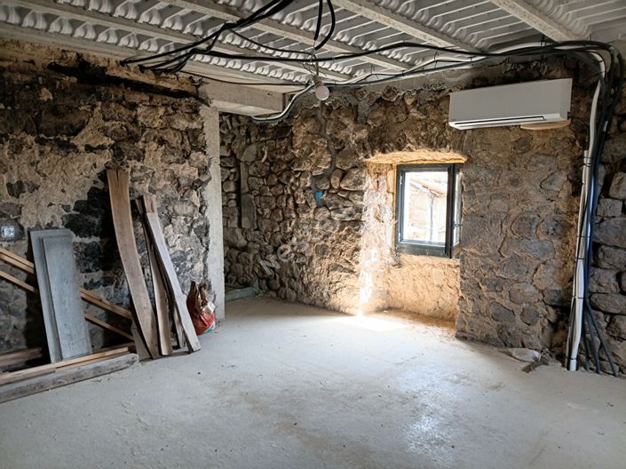 Image No.22-3 Bed House for sale