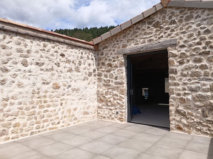 Image No.9-3 Bed House for sale