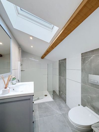Image No.18-4 Bed House for sale