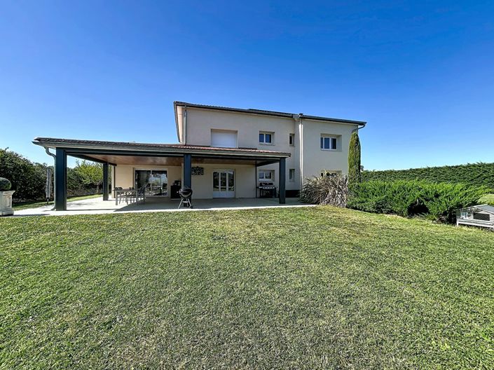 Image No.3-4 Bed House for sale