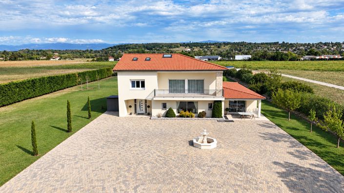 Image No.5-4 Bed House for sale