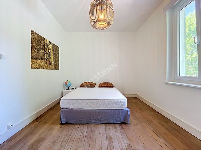 Image No.11-6 Bed House for sale