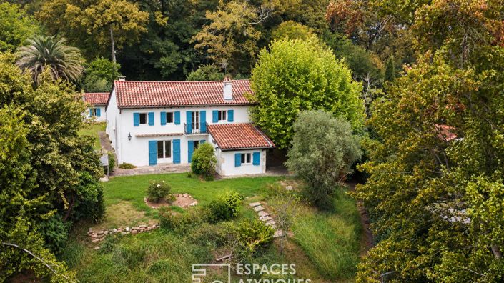 Image No.2-4 Bed House for sale