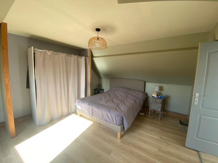 Image No.10-4 Bed House for sale