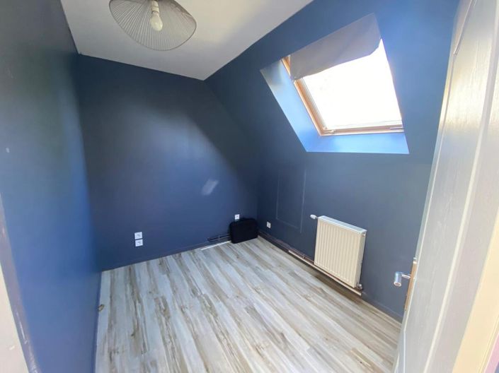 Image No.9-4 Bed House for sale