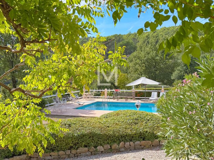 Image No.18-5 Bed House for sale