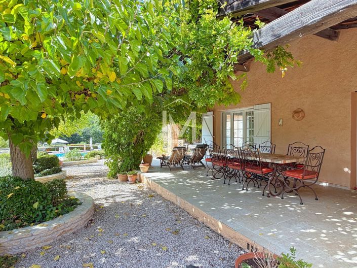Image No.19-5 Bed House for sale