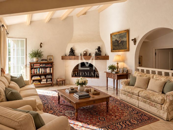 Image No.24-5 Bed House for sale