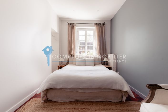 Image No.12-4 Bed House for sale