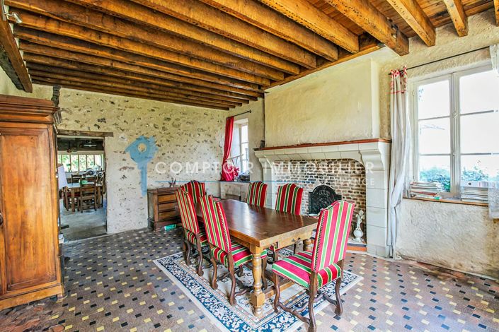 Image No.4-4 Bed House for sale