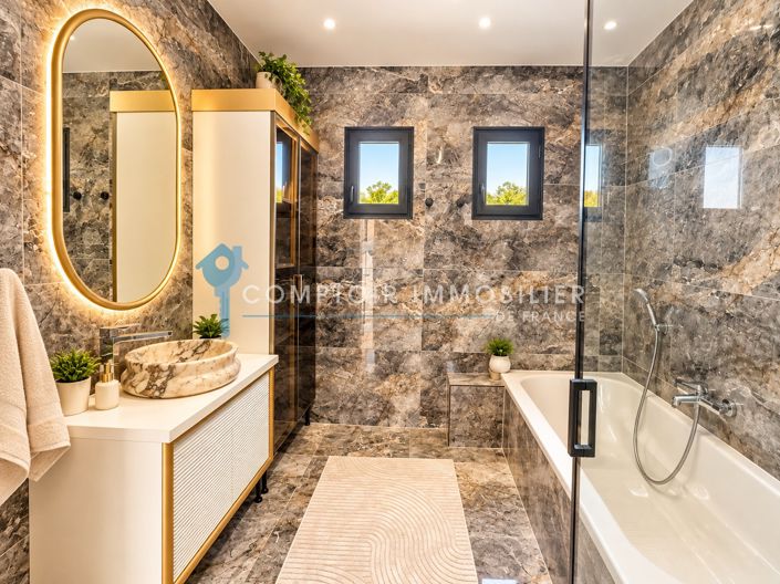 Image No.10-7 Bed House for sale