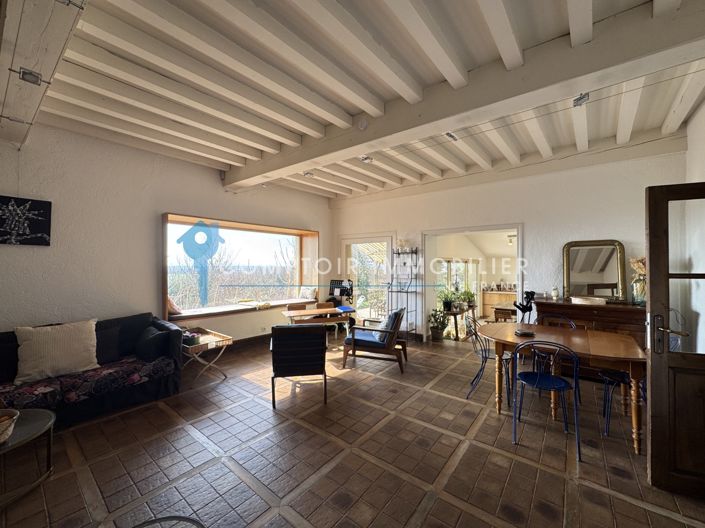 Image No.10-3 Bed House for sale