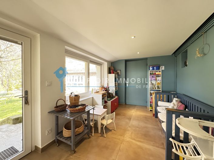 Image No.12-3 Bed House for sale