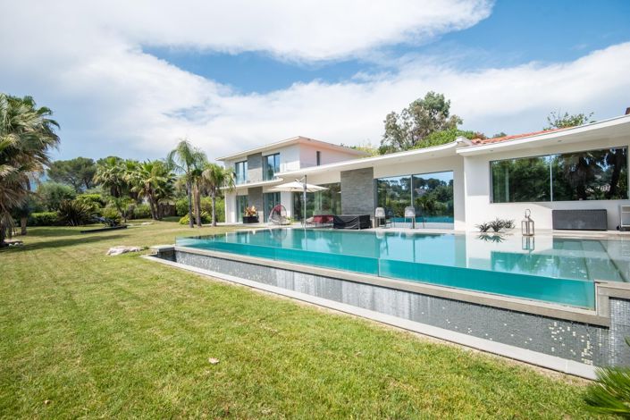 Image No.3-4 Bed House for sale