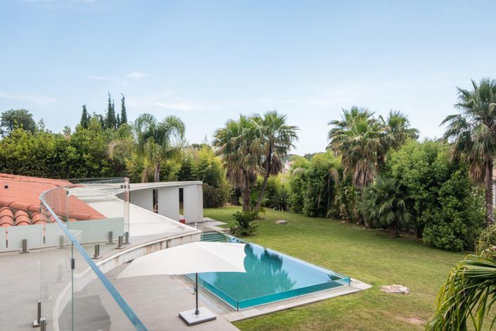 Image No.5-4 Bed House for sale