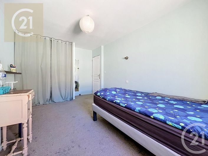Image No.10-2 Bed House for sale