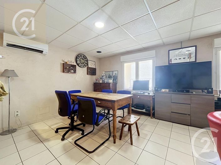Image No.4-2 Bed House for sale