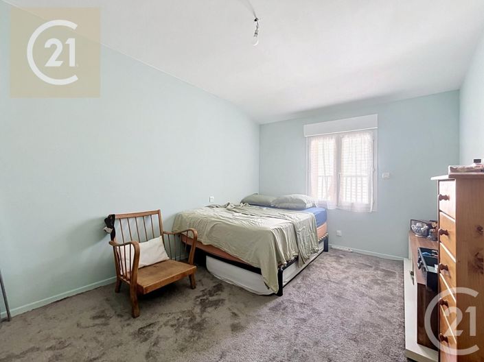 Image No.7-2 Bed House for sale
