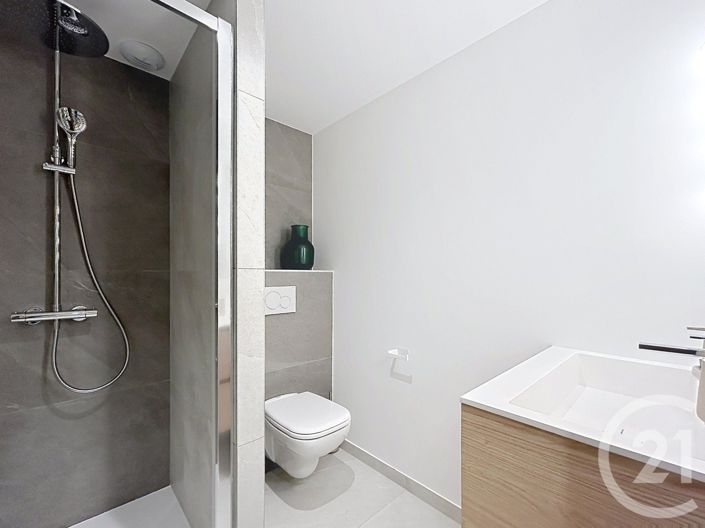 Image No.13-5 Bed House for sale