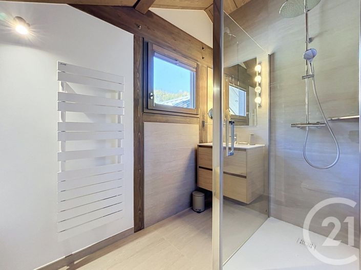 Image No.9-5 Bed House for sale