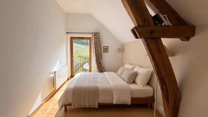 Image No.12-6 Bed House for sale