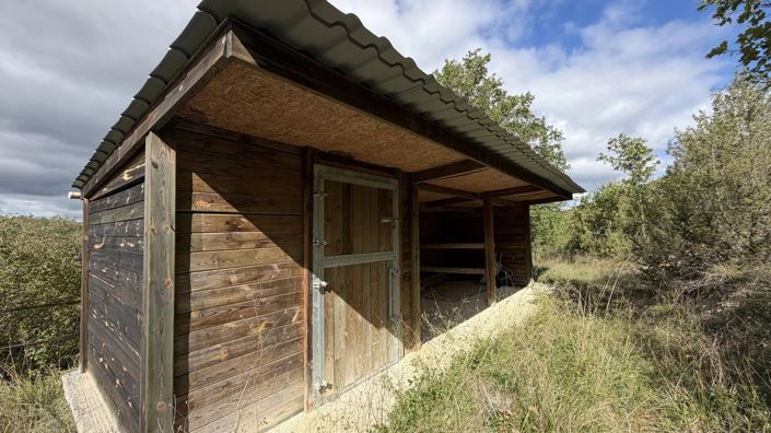 Image No.16-6 Bed House for sale
