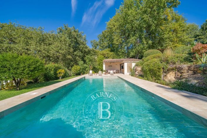 Image No.4-6 Bed House for sale