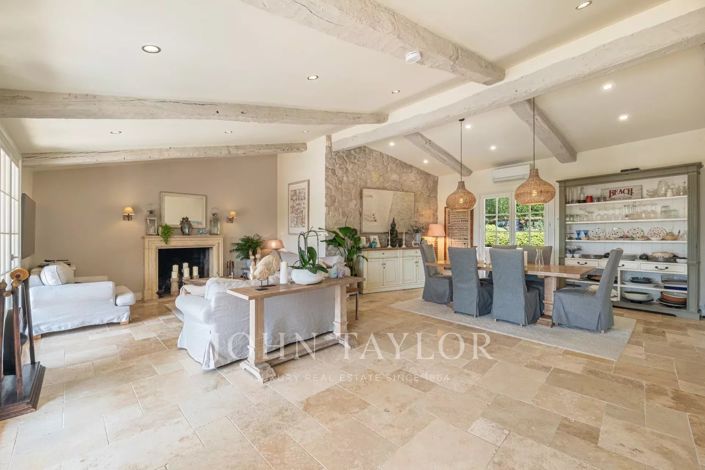 Image No.5-5 Bed House for sale