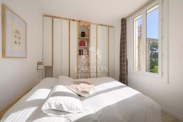 Image No.9-4 Bed House for sale
