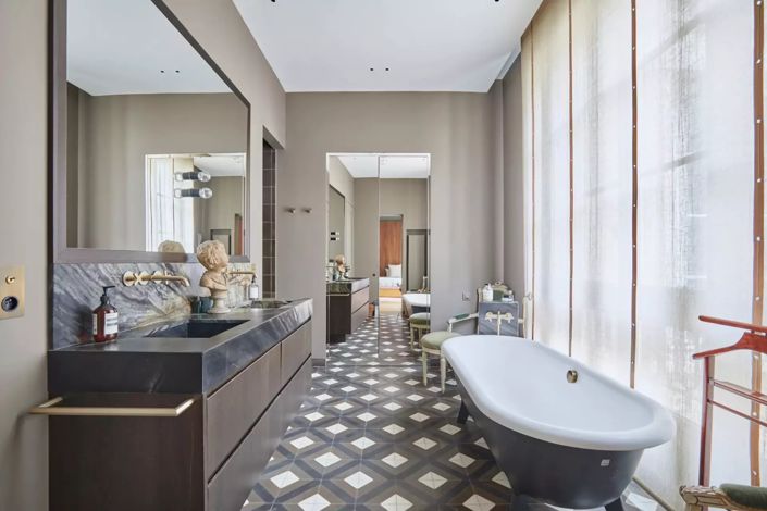 Image No.6-4 Bed Apartment for sale