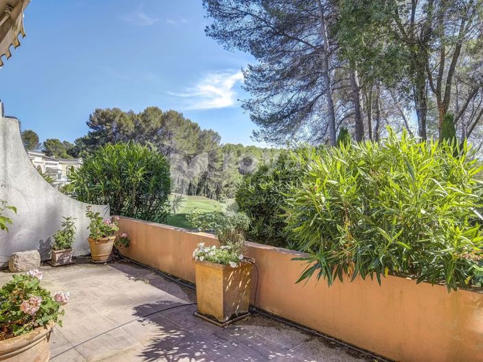 Image No.19-3 Bed House for sale