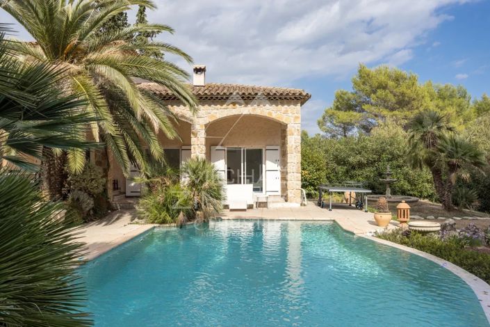 Image No.2-4 Bed House for sale