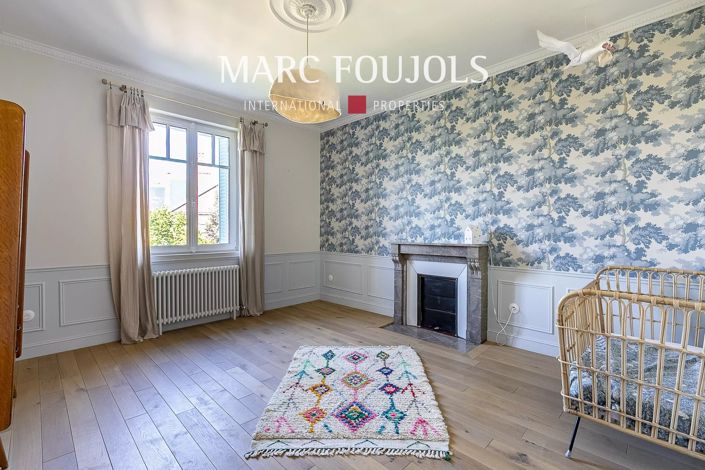 Image No.24-6 Bed House for sale