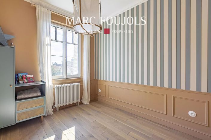 Image No.25-6 Bed House for sale