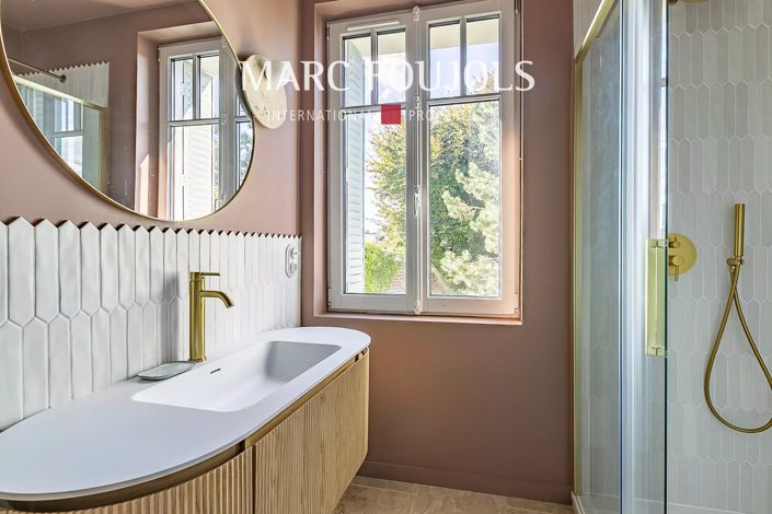 Image No.28-6 Bed House for sale