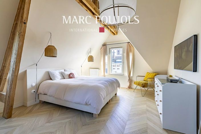 Image No.30-6 Bed House for sale