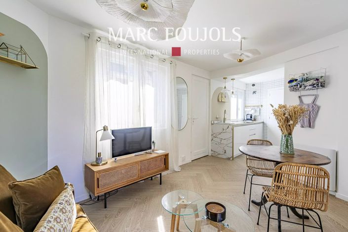 Image No.40-6 Bed House for sale