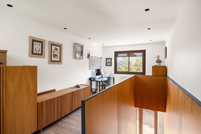 Image No.23-5 Bed House for sale