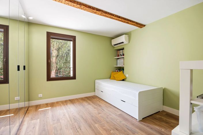 Image No.29-5 Bed House for sale