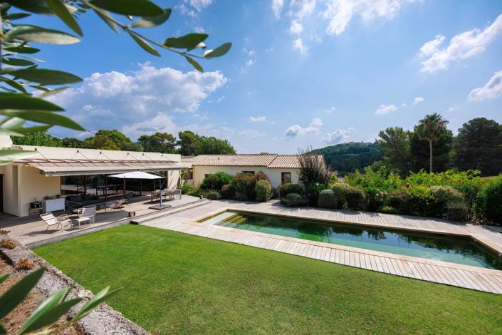 Image No.6-5 Bed House for sale
