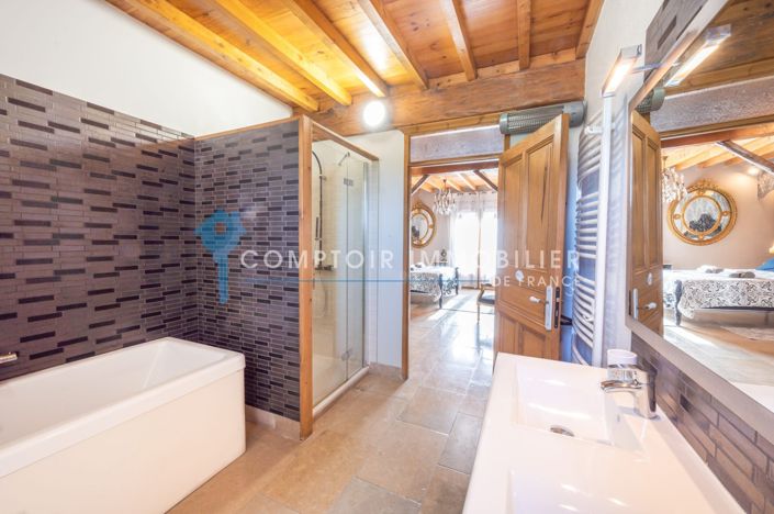 Image No.11-7 Bed House for sale